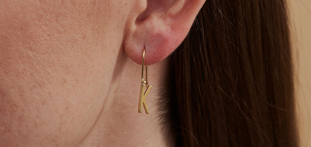 Personlige initial øreringe